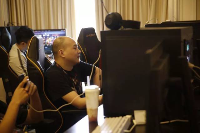 所谓摆牌美 所谓摆牌美